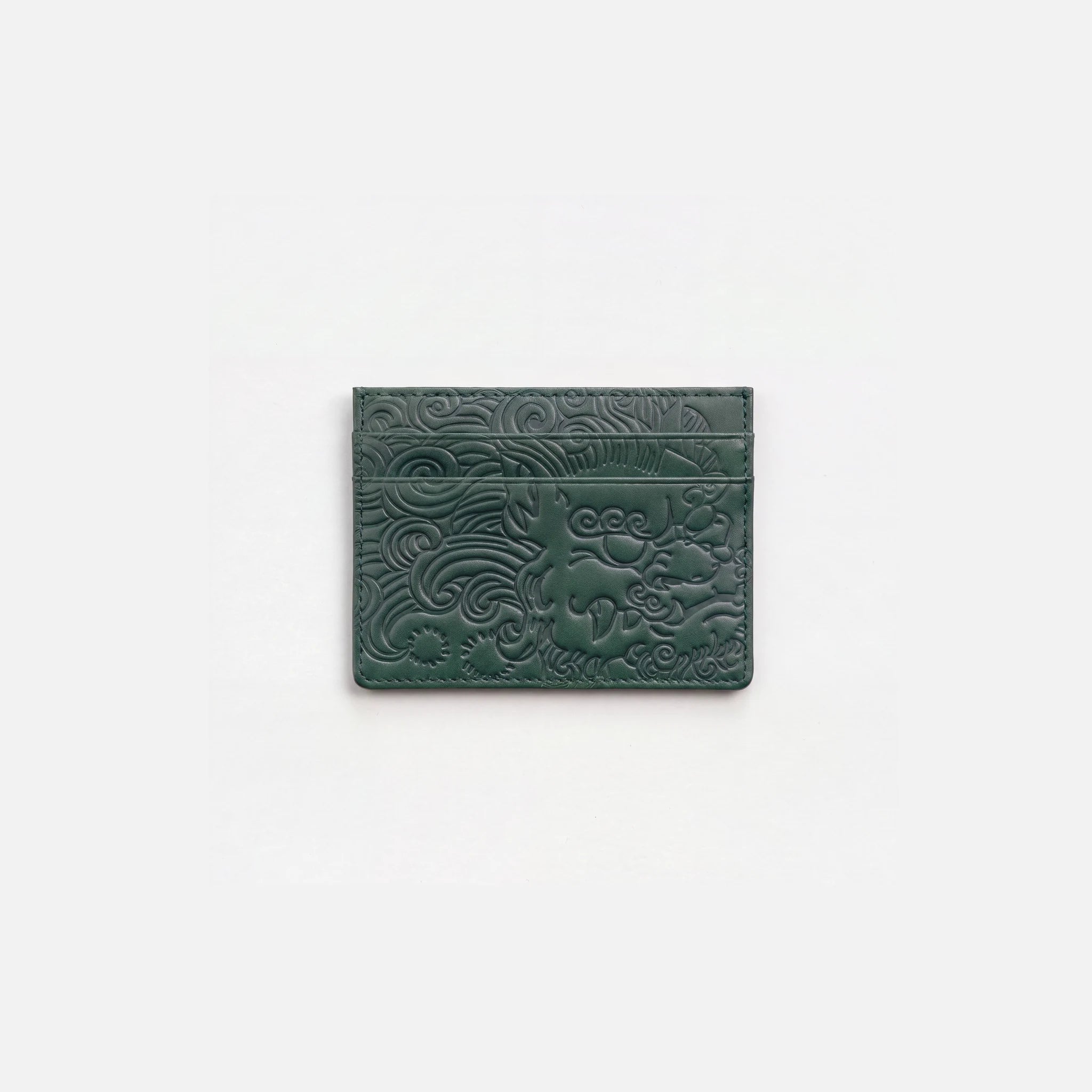 Baroque Cardholder in forest green, studio packshot